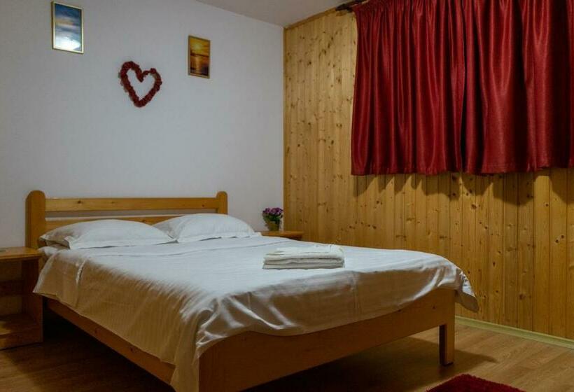 标准间, Casa Karol