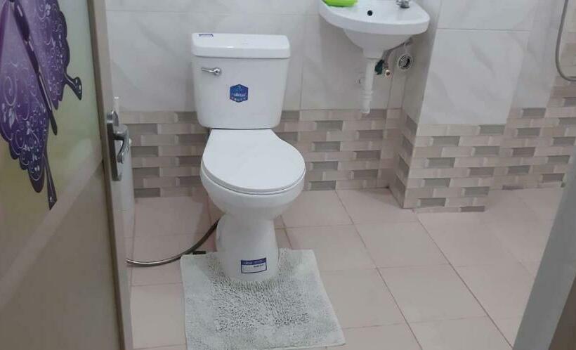 اتاق لوکس, Coombsguesthouse