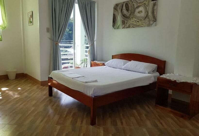 اتاق لوکس, Coombsguesthouse