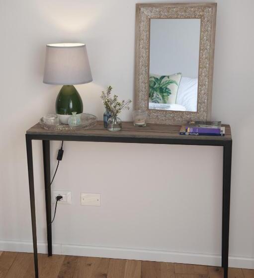 غرفة قياسية سرير كينج, Sun Garda