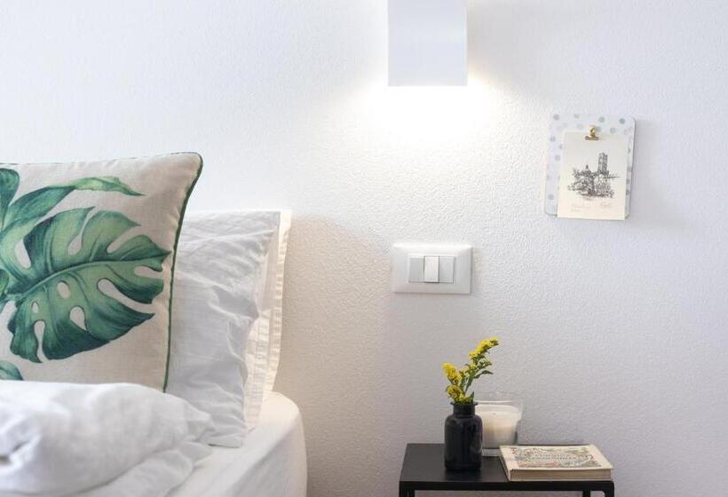 غرفة قياسية سرير كينج, Sun Garda