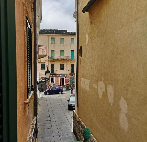 غرفة قياسية, Domo Silvia