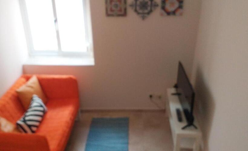 اتاق استاندارد یک نفره, Made In You Oporto Rooms