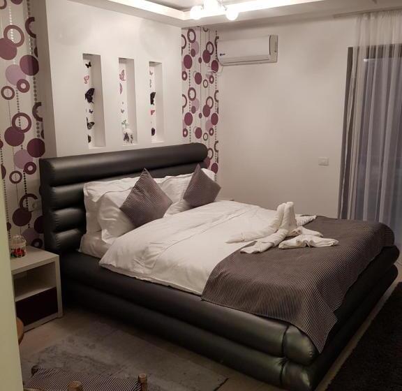 キングサイズベッドのスーペリアルーム, Bk