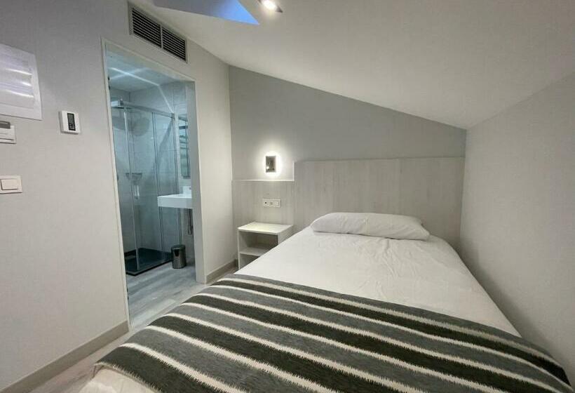 חדר יחיד בסיסי, Santa Filomena