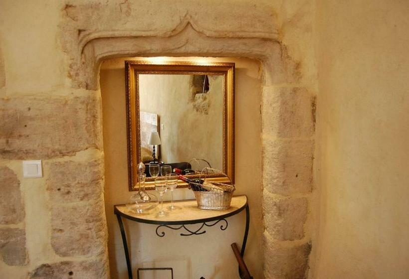 带大床的高级房间, Tout Simplement