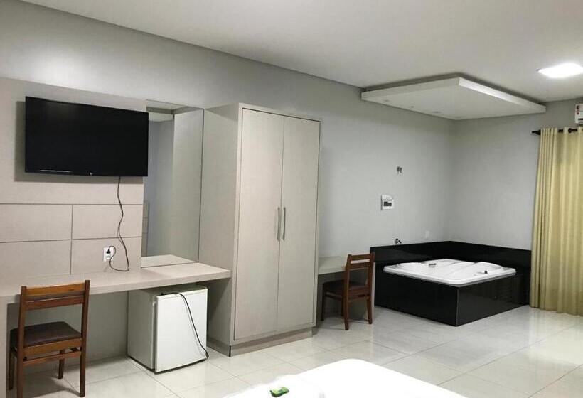 デラックススイート, Plaza