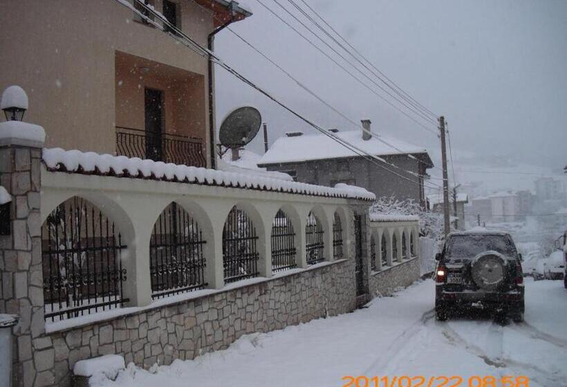 Standardzimmer mit Balkon, Guest House Benita   стаи за гости