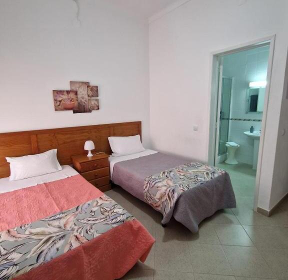 Номер Стандарт, Hospedaria A Italiana