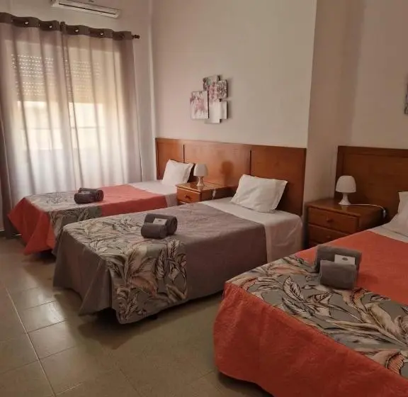 ファミリールーム, Hospedaria A Italiana
