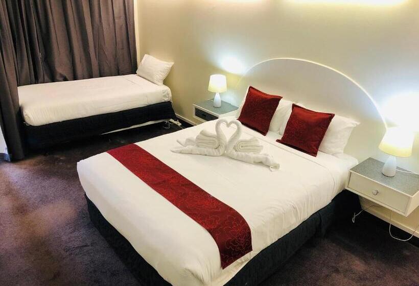 Трехместный Номер Deluxe, Alcamo Motel