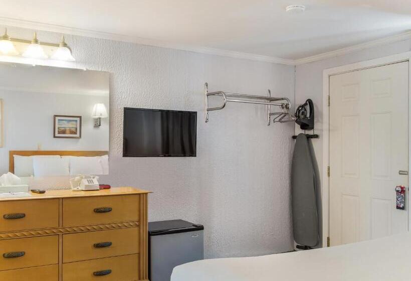 适合残疾人士使用的带超级大床的标准间, America S Best Value Inn & Suites/hyannis