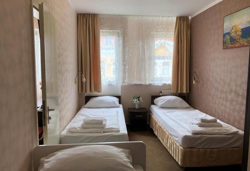 آپارتمان 2 خوابه, Atlas Berlin