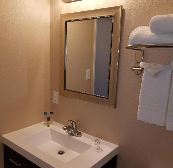 חדר סטנדרט עם מיטת קינג, Beverly Lodge