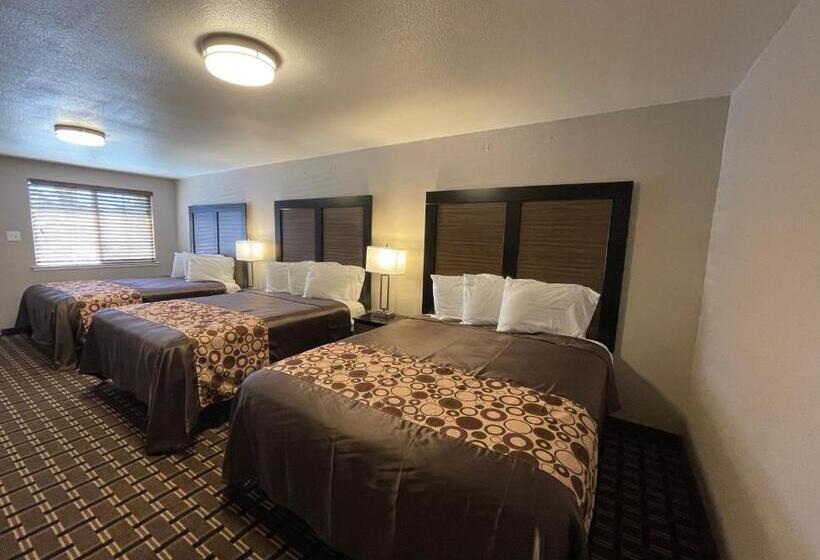 חדר משפחתי, Beverly Lodge