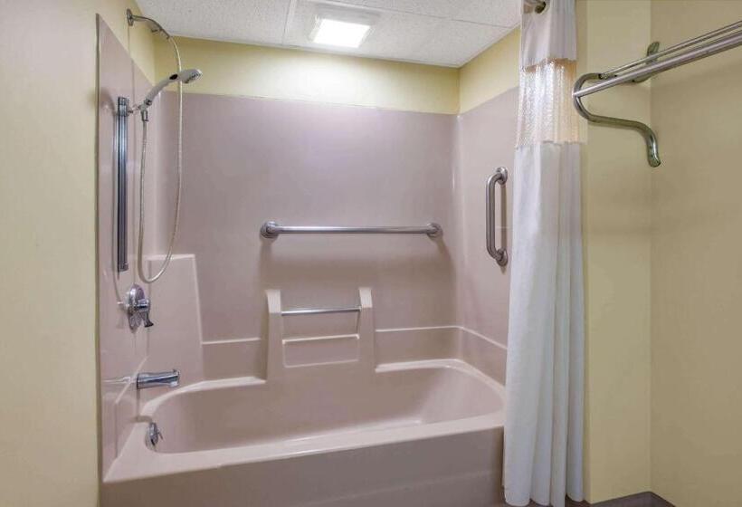 Номер Стандарт, Days Inn By Wyndham Grantville