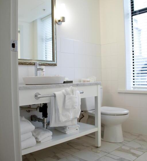 스탠다드 룸 킹사이즈 침대, Rialto