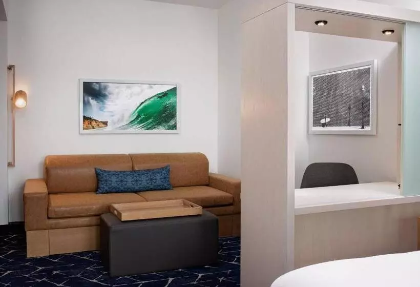 キングサイズベッドのスタンダードルーム, Springhill Suites By Marriott Oceanside Beach
