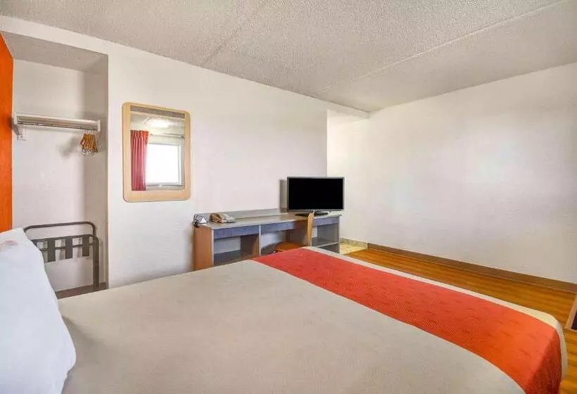 Standard-invahuone, Motel 6north Ridgeville, Oh Cleveland Intl Airport N Ridgeville