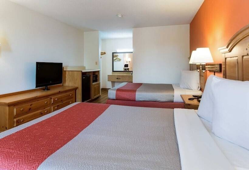 Номер Deluxe, Motel 6 Clarksville, Tn