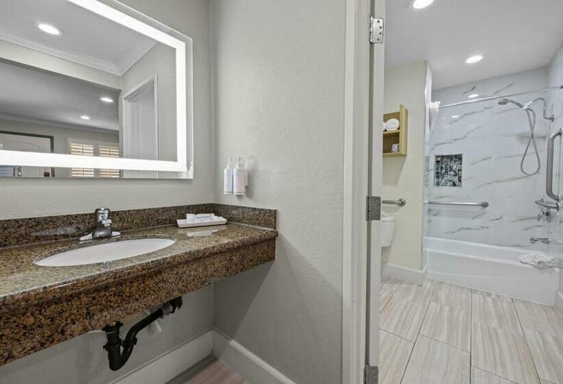 חדר דלוקס, Del Sol Inn Anaheim