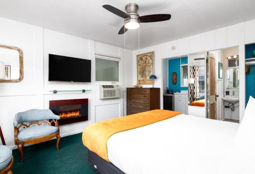 غرفة قياسية سرير كينج, The Motor Lodge