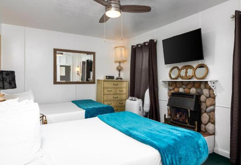 جناح, The Motor Lodge