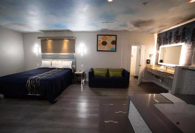 Standard-huone King-vuode, Mid City Inn & Suites Pico Rivera