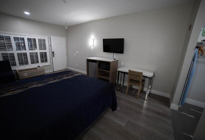 스탠다드 룸 킹사이즈 침대, Mid City Inn & Suites Pico Rivera