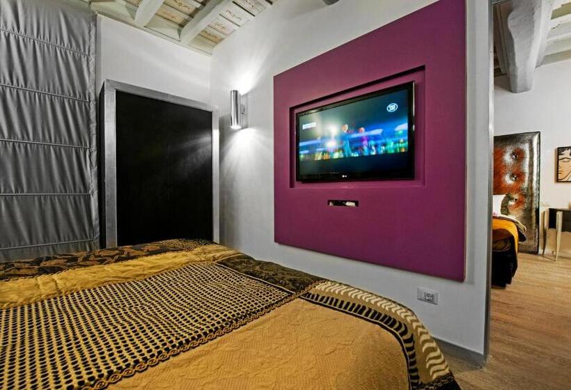 اتاق خانوادگی, Pantheon Relais Luxury