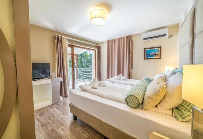 1 Bedroom Apartment Lake View, Vila Bisera