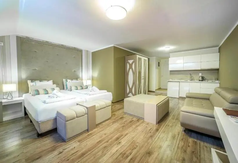 1 Bedroom Apartment Lake View, Vila Bisera