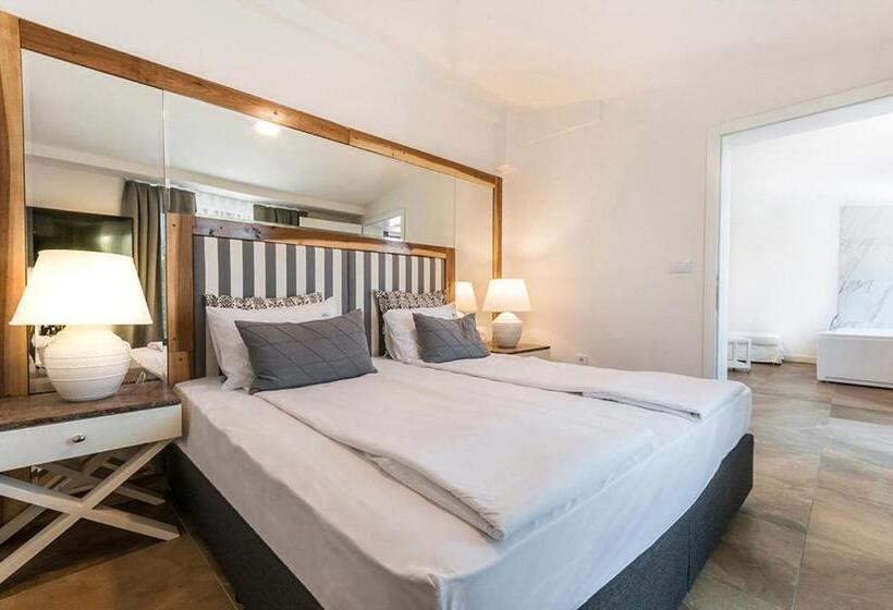 سوییت جونیور, Vila Bisera