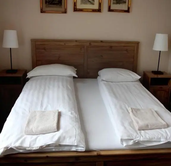 اتاق استاندارد با سرویس بهداشتی مشترک, Downtown Guesthouse Reykjavik