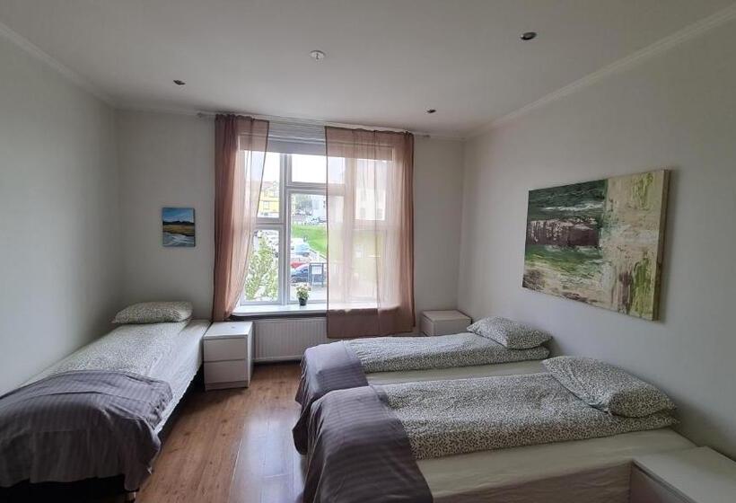 اتاق استاندارد سه نفره, Downtown Guesthouse Reykjavik