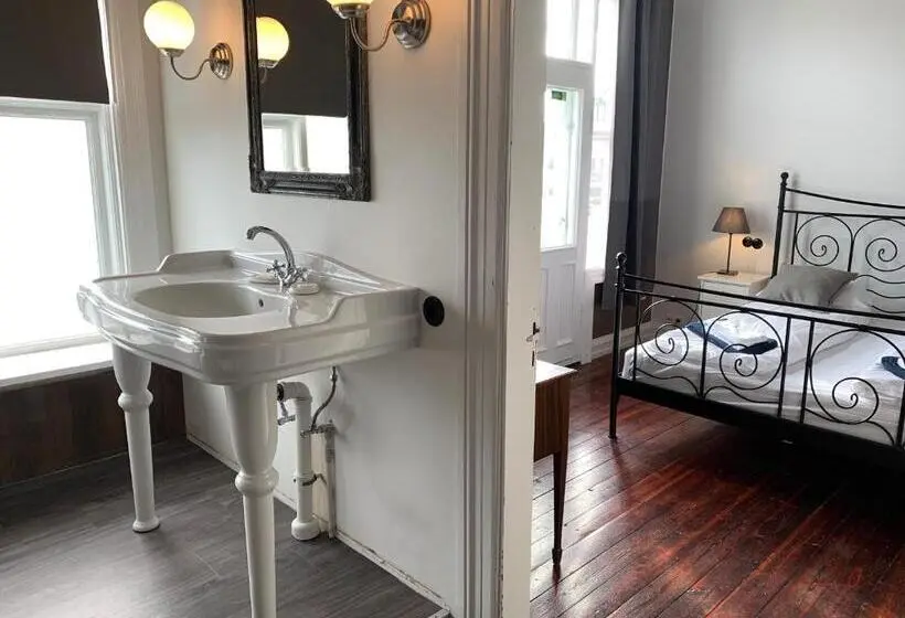 اتاق لوکس, Downtown Guesthouse Reykjavik