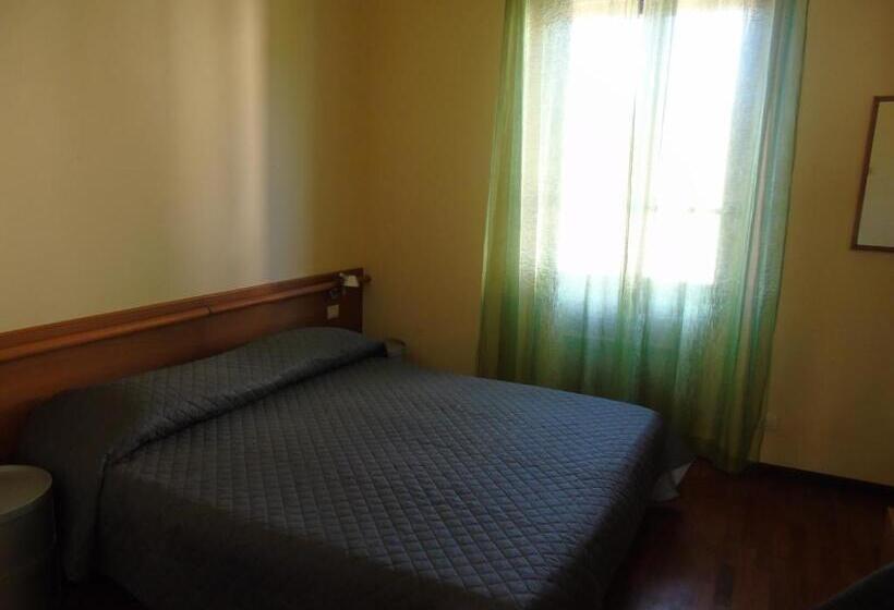 חדר קומפורט לשלושה, Affittacamere Bel Sole