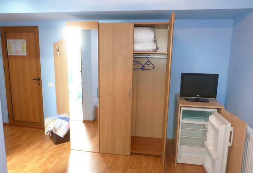 スタンダードルーム, Pensiune Margot