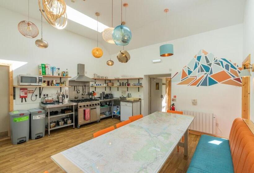 Номер Стандарт Четырехместный Совместный Санузел, Heart Of Glencoe Holidays