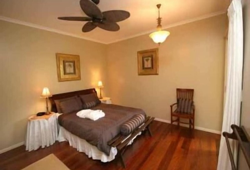 Номер Стандартный Кровать Куин, Noosa Country House