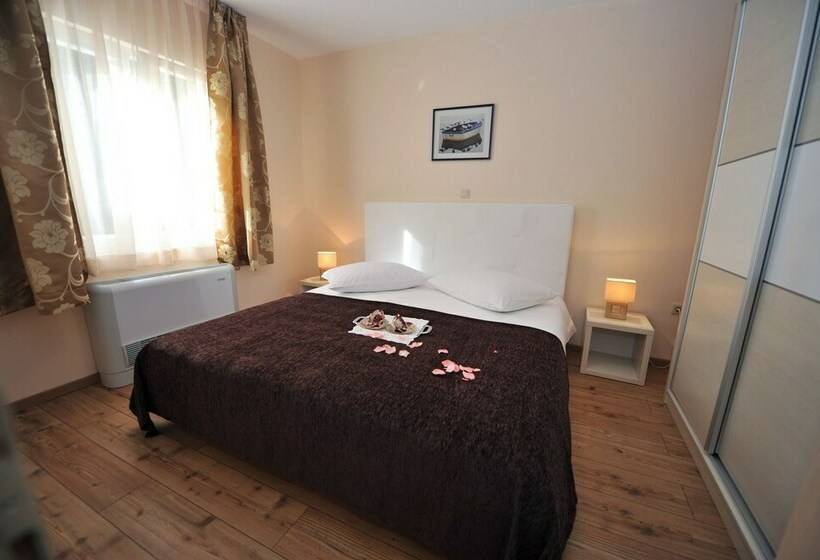 带2个卧室带海景的公寓, Lastura Aparthotel & Mobile Homes