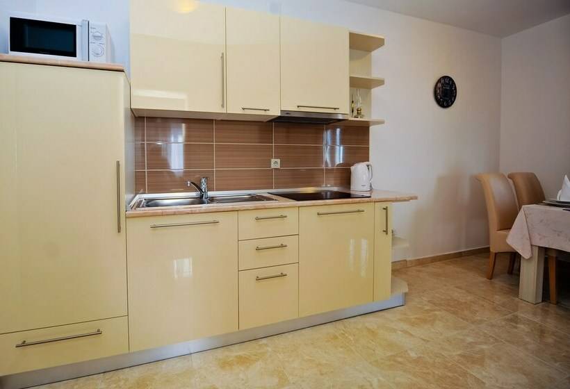 带2个卧室带海景的公寓, Lastura Aparthotel & Mobile Homes