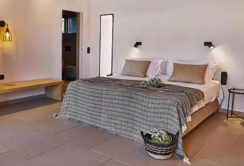 オーシャンビュースイート, Amal Kythnos Suites