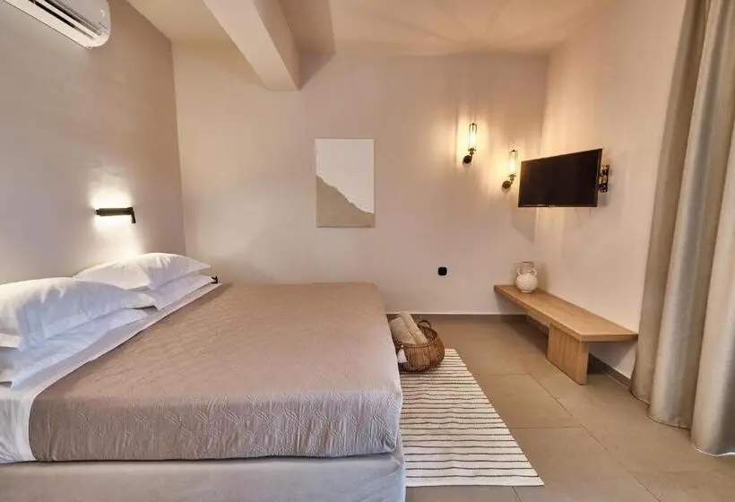プール付きジュニアスイート, Amal Kythnos Suites