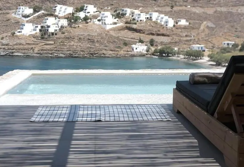 プール付きジュニアスイート, Amal Kythnos Suites