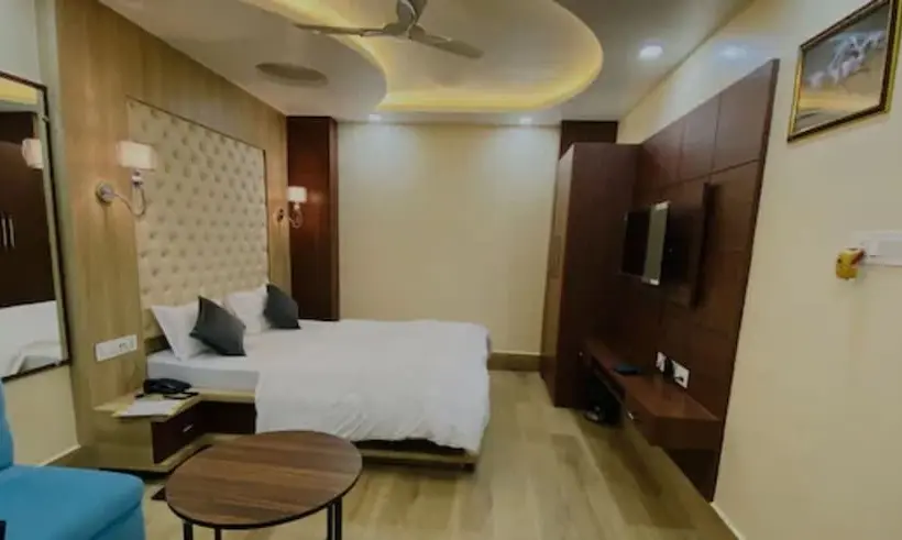 Executive-huone, Super Collection O Kanpur Formerly Maharaja Palace