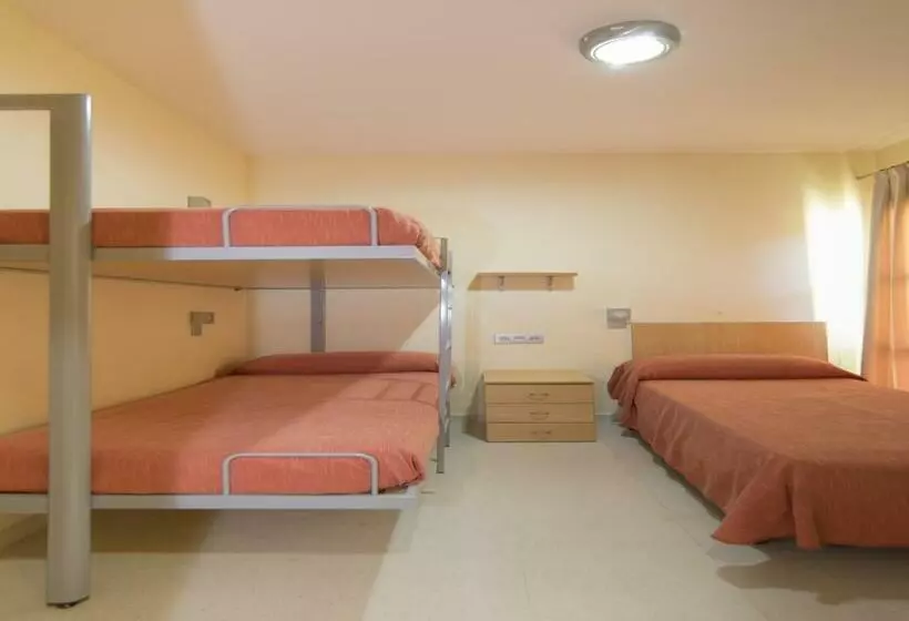 اتاق استاندارد سه نفره, Albergue Inturjoven Algeciras Tarifa   Hostel