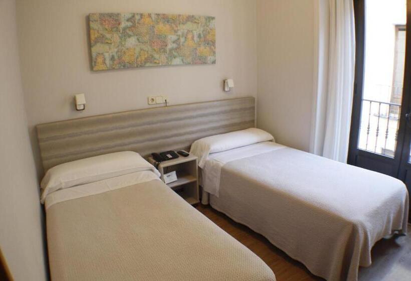 اتاق استاندارد, Hostal Santa Cruz