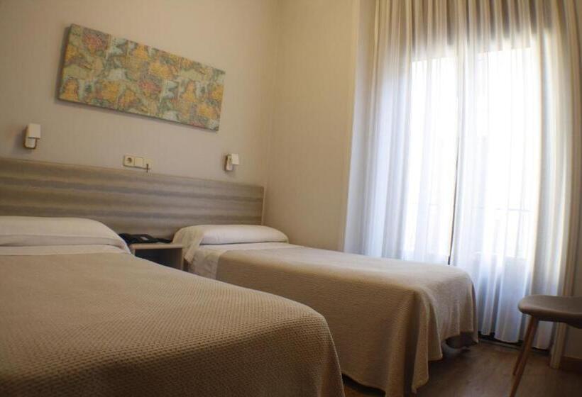 اتاق استاندارد, Hostal Santa Cruz