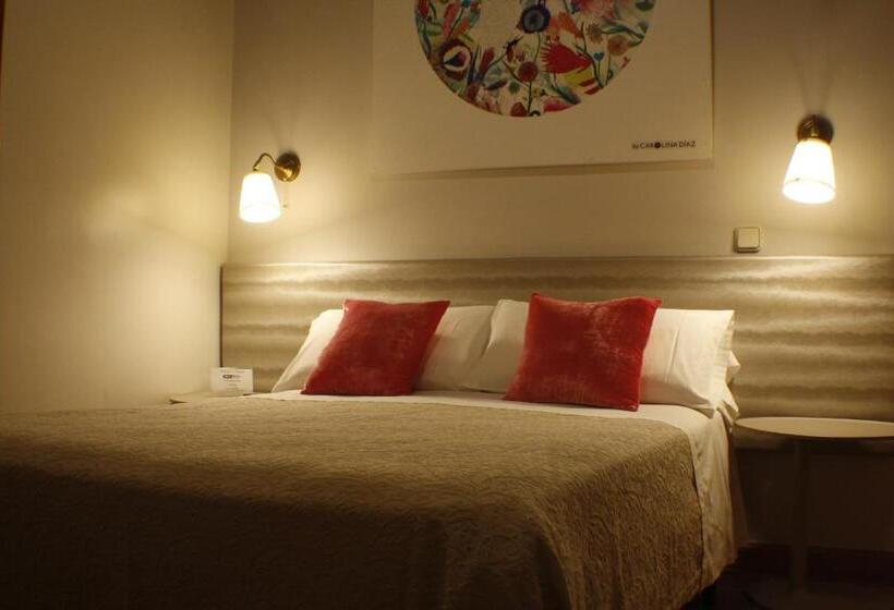 اتاق استاندارد, Hostal Santa Cruz
